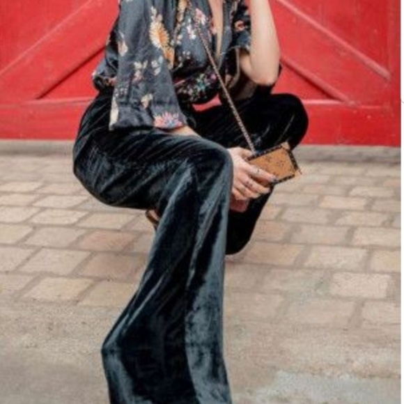 BLACK VELVET WIDE LEG PANTS - Picture 2 of 3